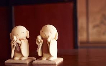 Vậy đến bao giờ ta mới thôi mong cầu và chấm dứt hết mọi khổ đau?